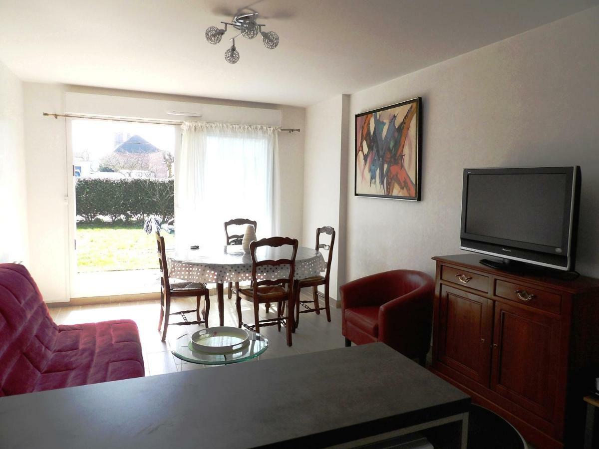 Clos Fleuri Apartment *